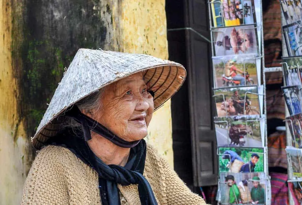 Vietnamese old woman in non la hat