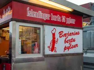 Bæjarins beztu pylsur Reykjavik Hot Dog stall
