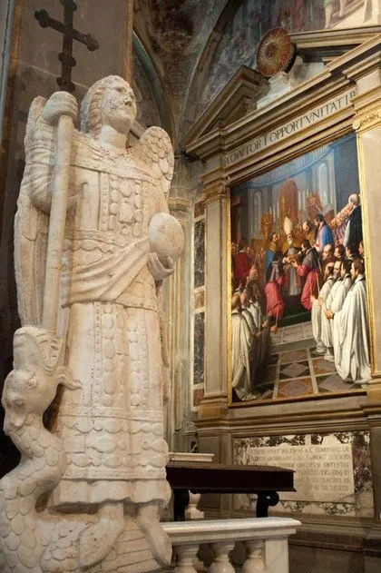 Statue in the church at Badia a Passignano