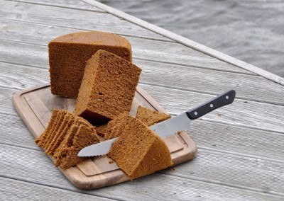 Thunder Bread Recipe – A Geothermal Bake Off in Iceland