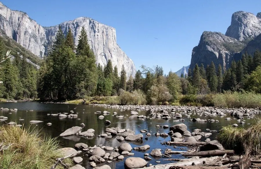 valley-view-merced-river-exploring-yosemite