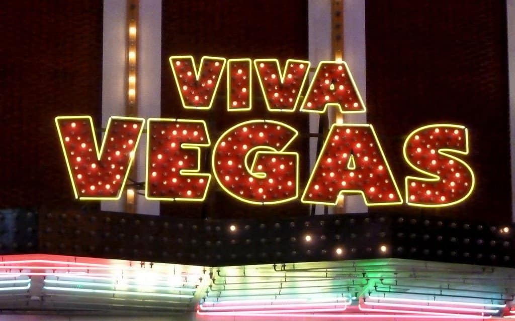 Viva Vegas Sign
