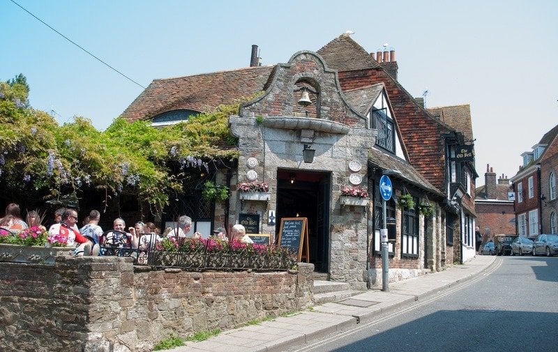 ye-olde-bell-inn-rye