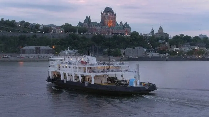 Quebec-Ferry