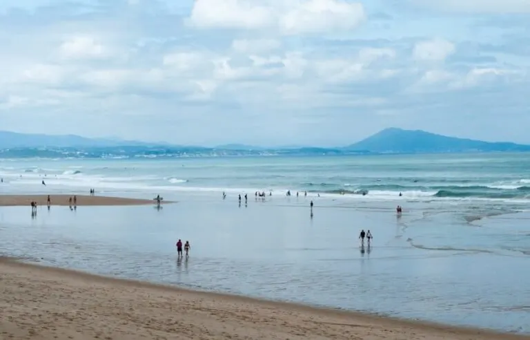 Beach camping Ilbarritz