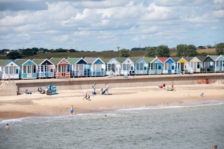 Southwold_beach_huts