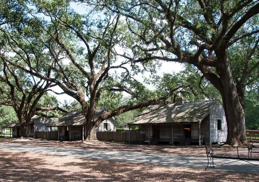 Slave exhibition at Oak Alley