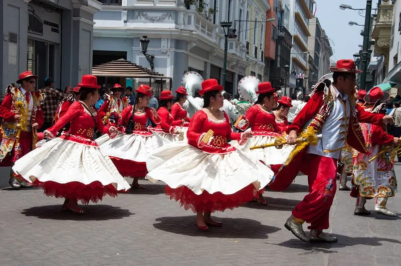 Peruvian Dancers