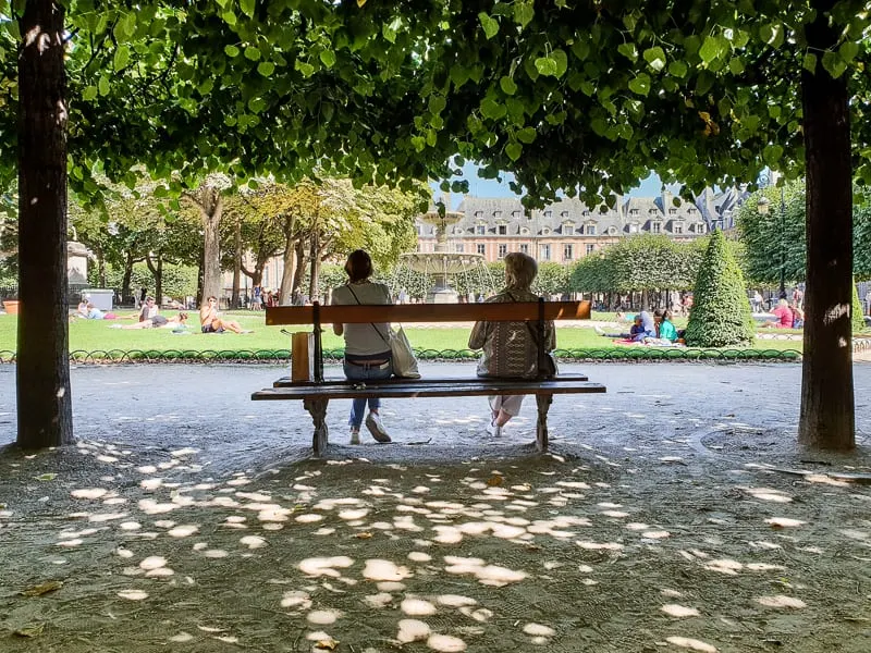 Place des Vosges Paris