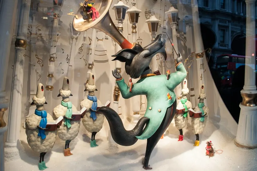 Fortnum & Mason Christmas Window Display