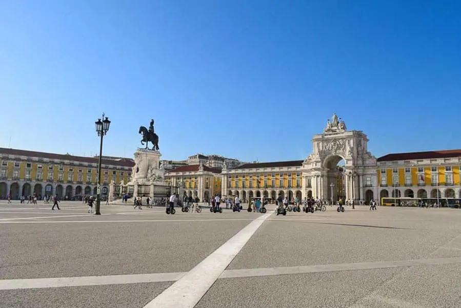 Comercio-square-Lisbon