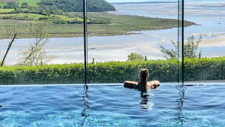 Dylan Coastal Resort Spa - infinity pool with view