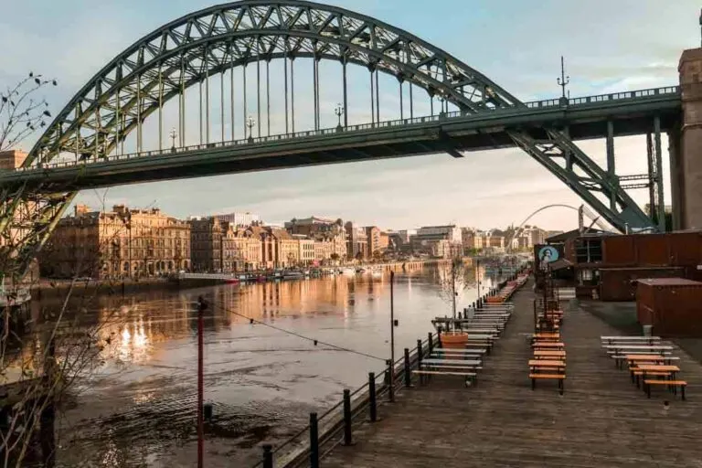 Trakol and Tyne Bridge, Newcastle