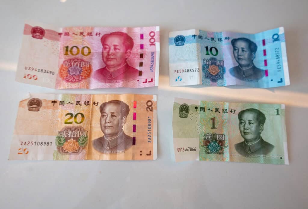 Chinese currency 1, 10, 20 and 100 yuen notes